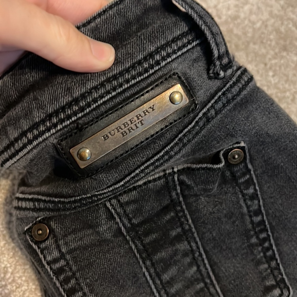 Burberry Brit skinny jeans ankle zip sz 28 but fits like 27